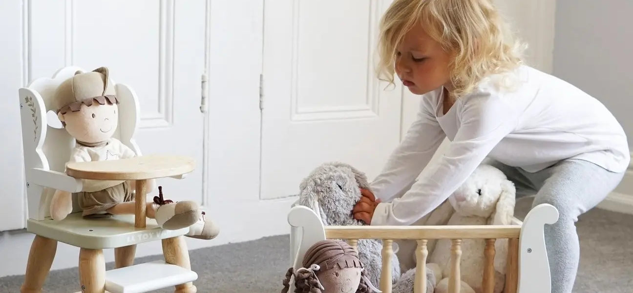 Dolls & Accessories - I Want That Present