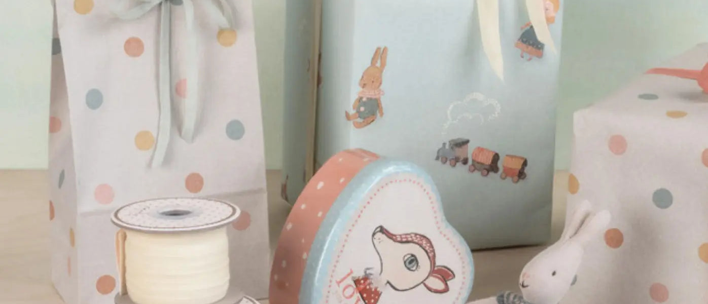 Maileg Gift Wrap - I Want That Present