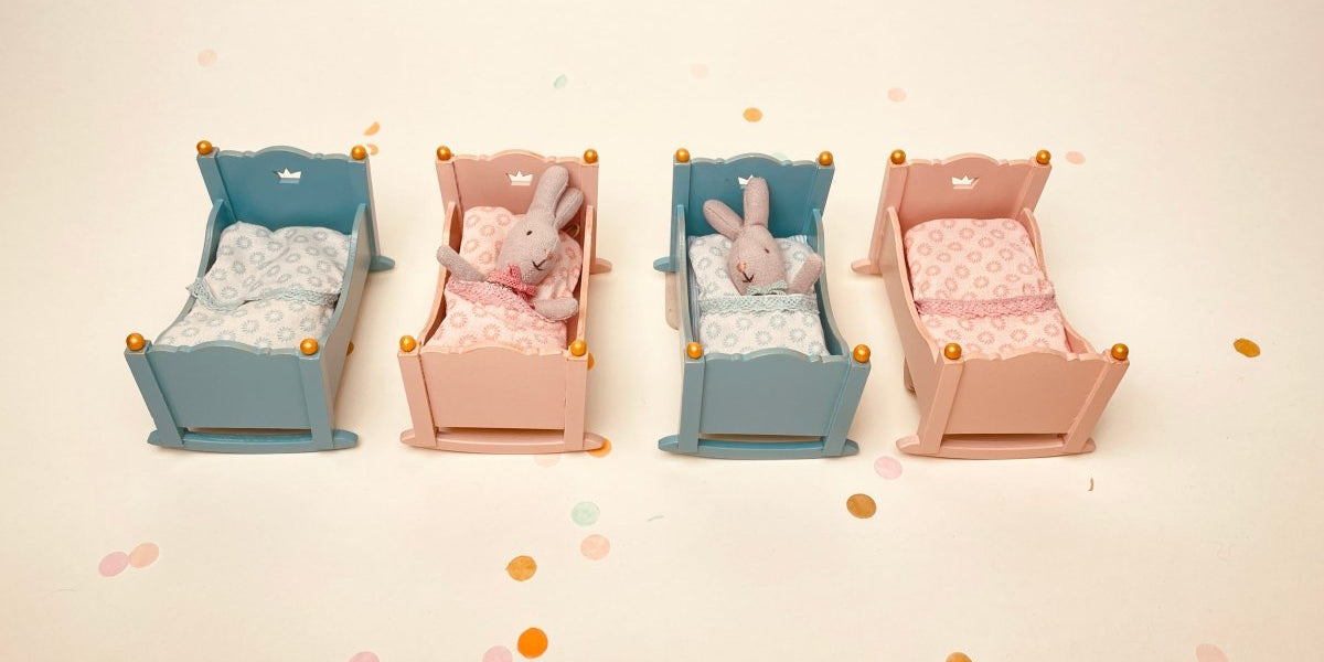 Maileg Beds, Cots & Cradles - I Want That Present