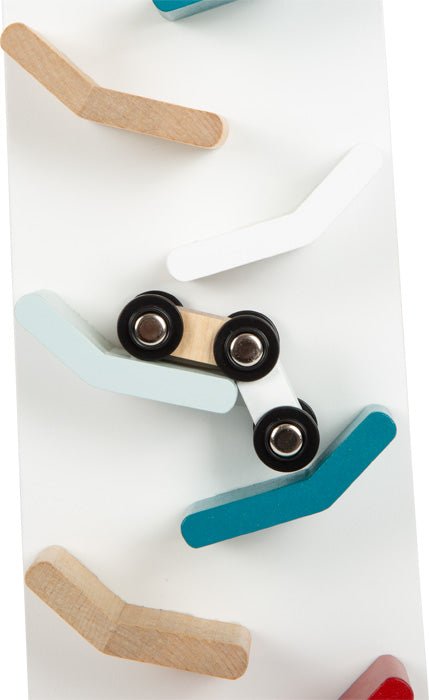 Cascading Tower by Small Foot - I Want That Present