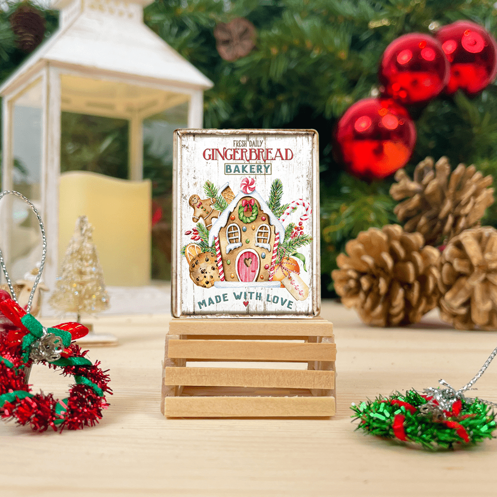 Miniature Wooden Gingerbread Bakery - I Want That Present
