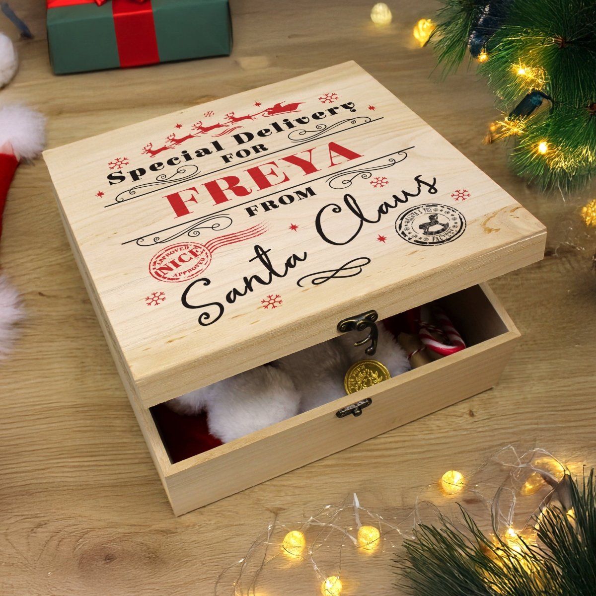 Personalised Special Delivery Christmas Eve Box - I Want That Present