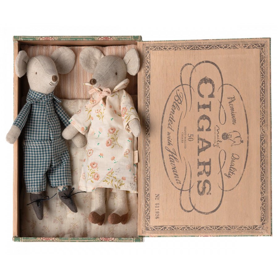 Maileg Grandma & Grandpa Mice in a Cigar Box - I Want That Present