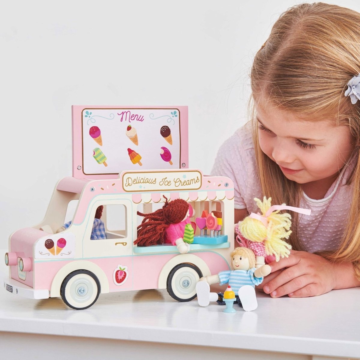 Le Toy Van Dolly Ice Cream Van - I Want That Present