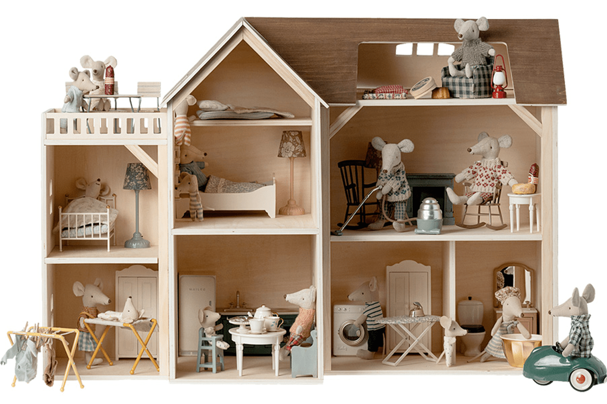 How to Build Your Dream Maileg Mouse Dollhouse - I Want That Present