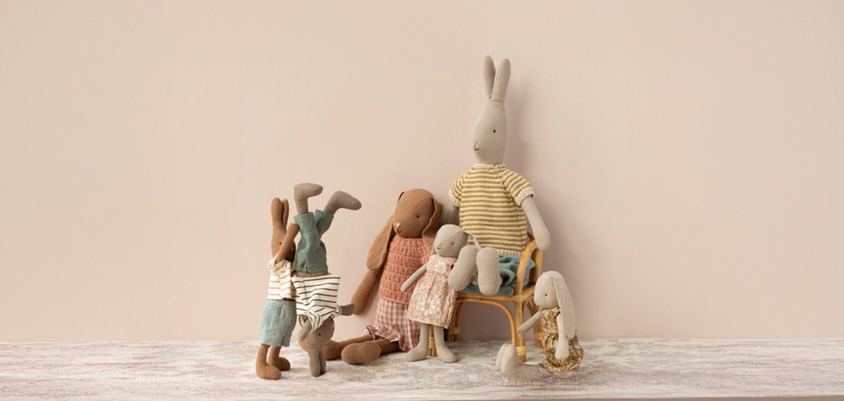 Maileg Bunnies - I Want That Present