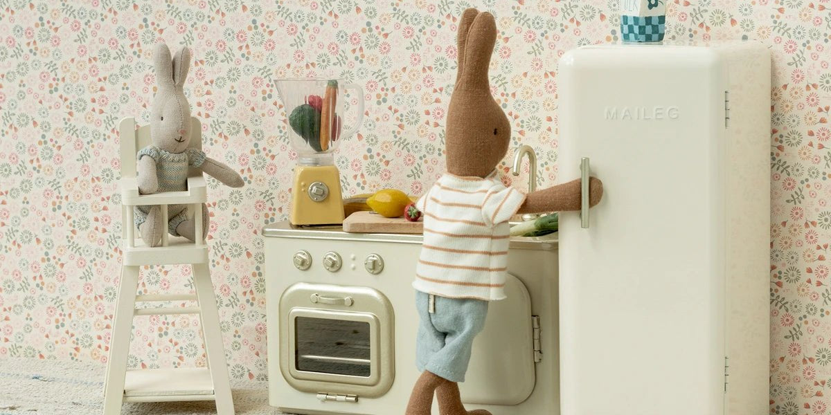 Maileg Furniture & Accessories - I Want That Present