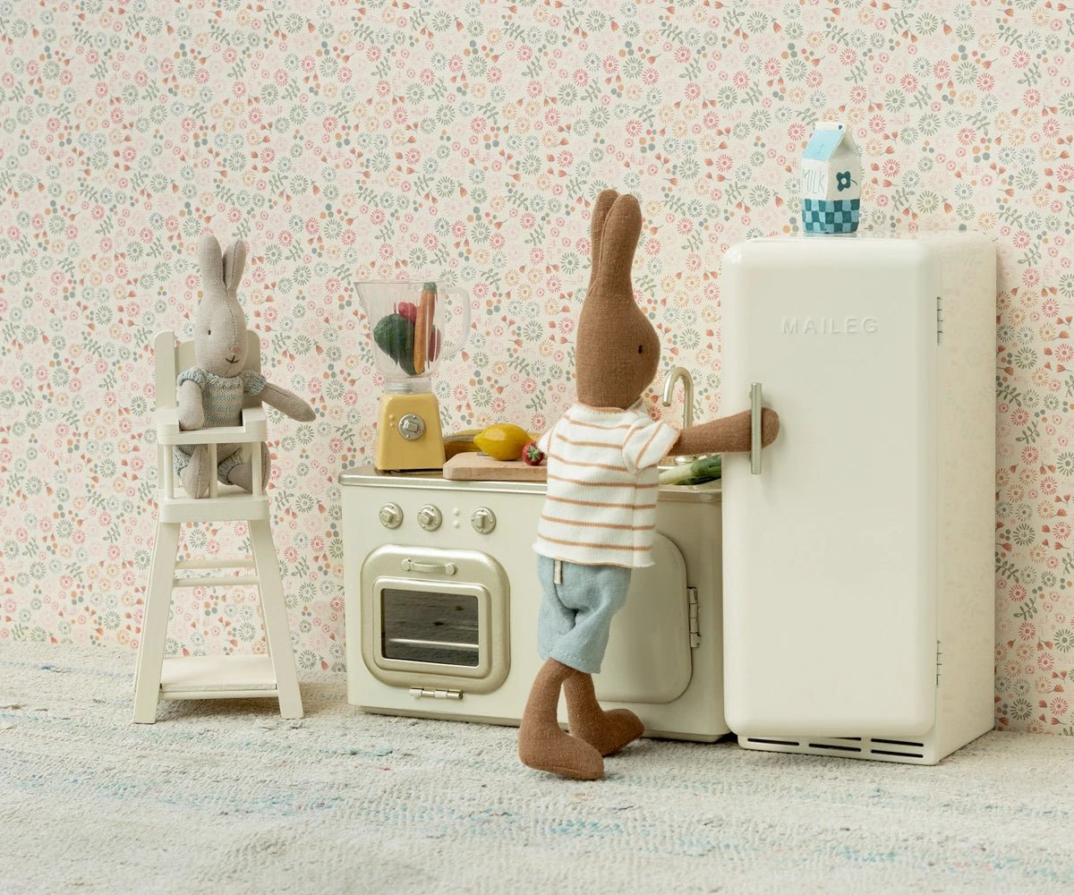 Maileg Furniture & Accessories - I Want That Present