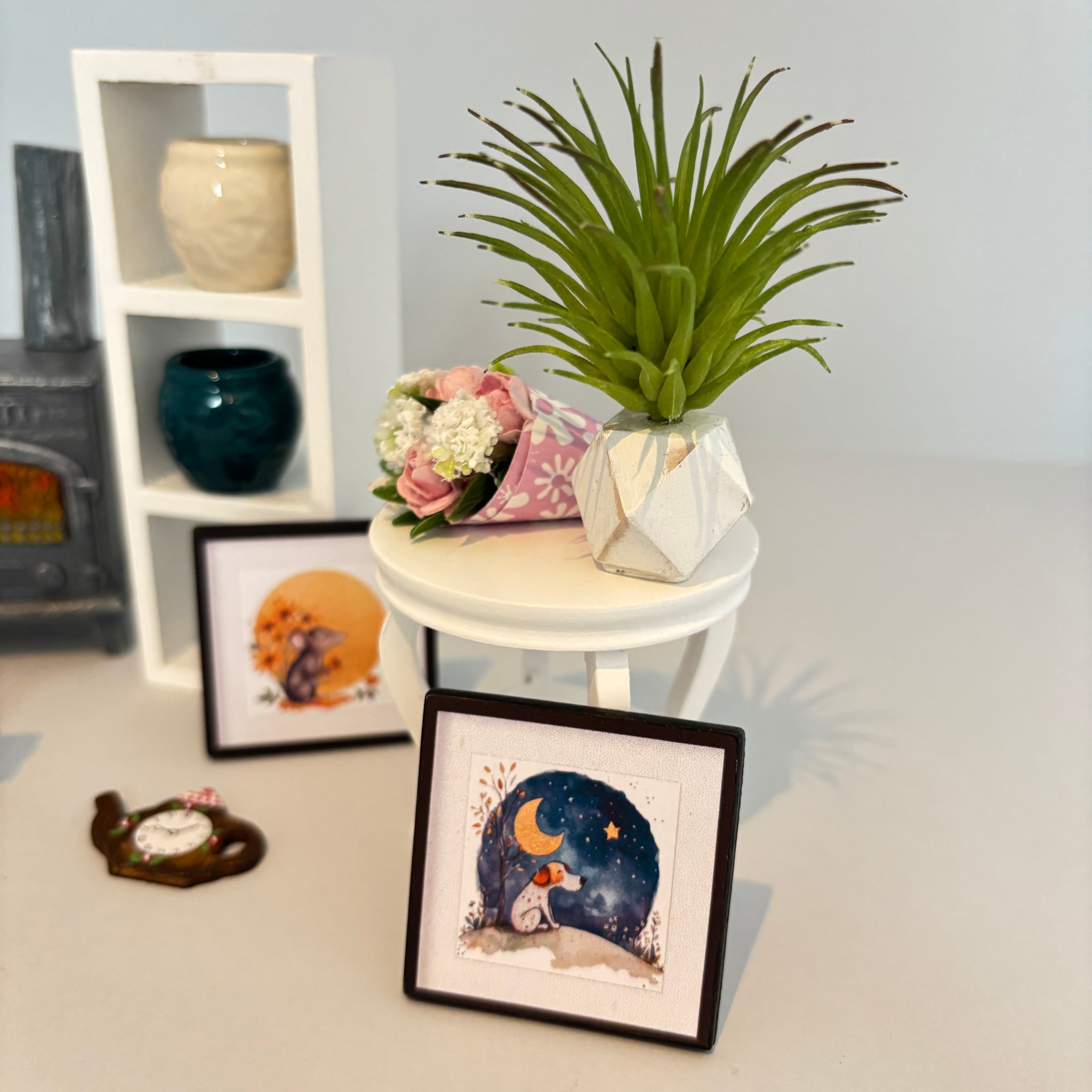 Miniature Dollshouse Accessories & Furniture