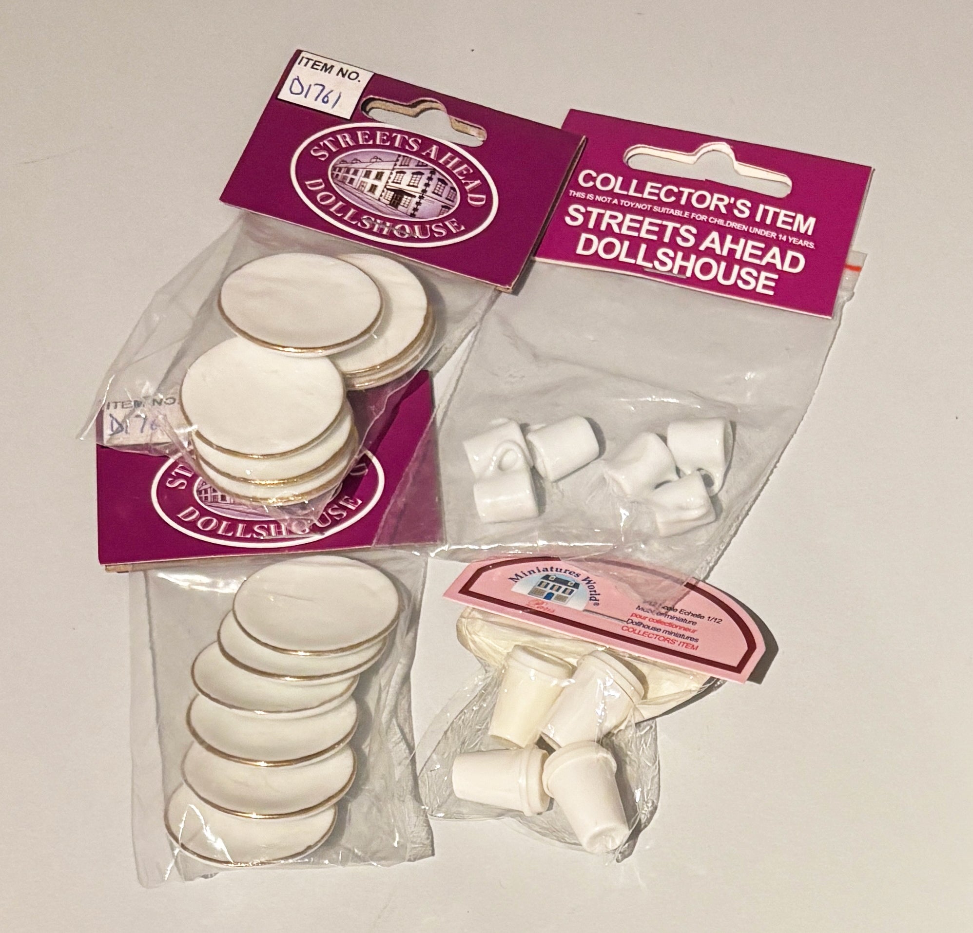 Miniature Dollshouse Accessories. Perfect for Maileg