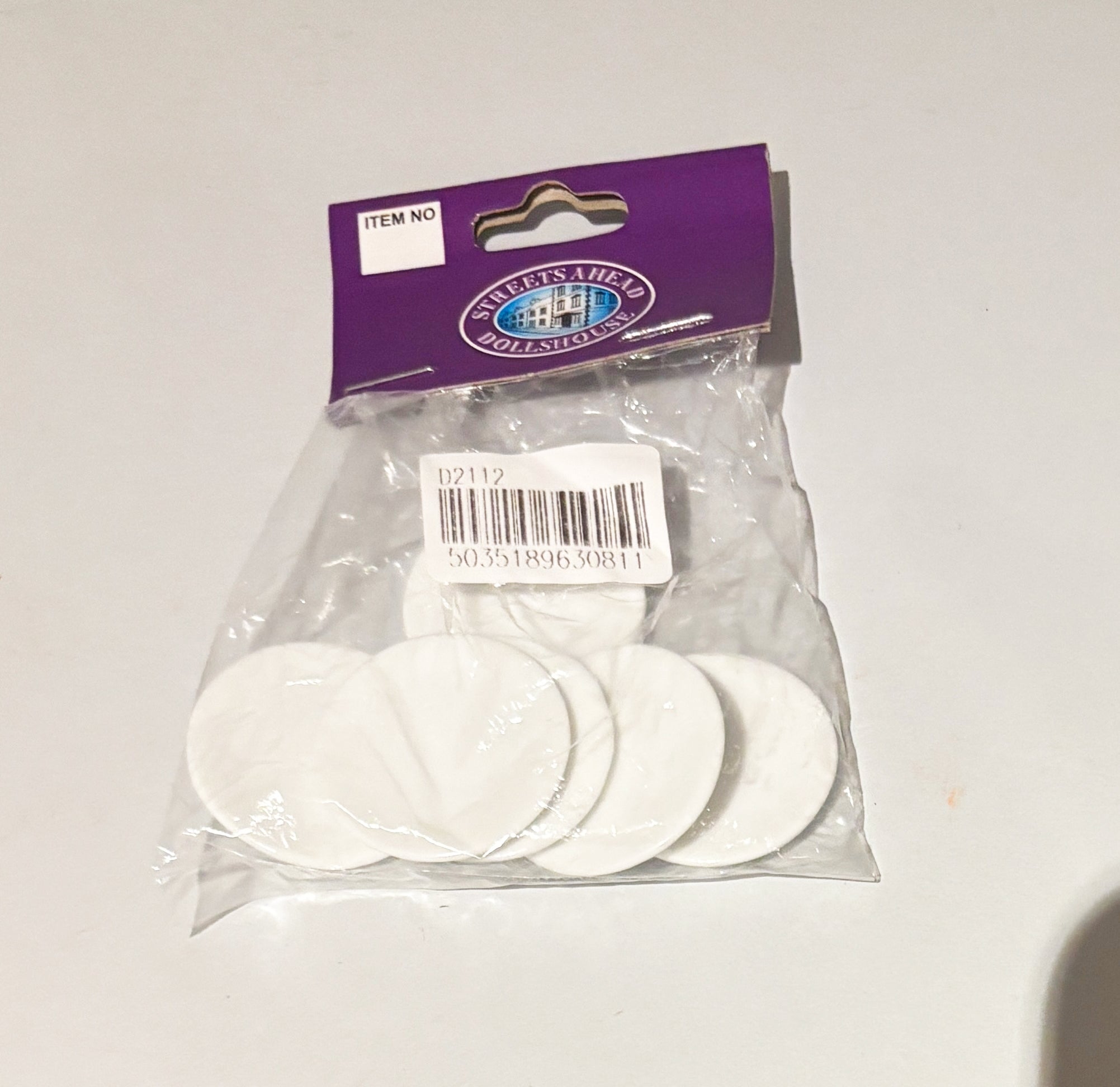 Miniature Dollshouse Accessories. Plates