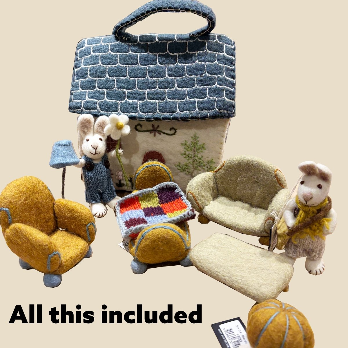 En Gry & Sif Felt House with Furniture, 2 Rabbits & a Dog - I Want That Present
