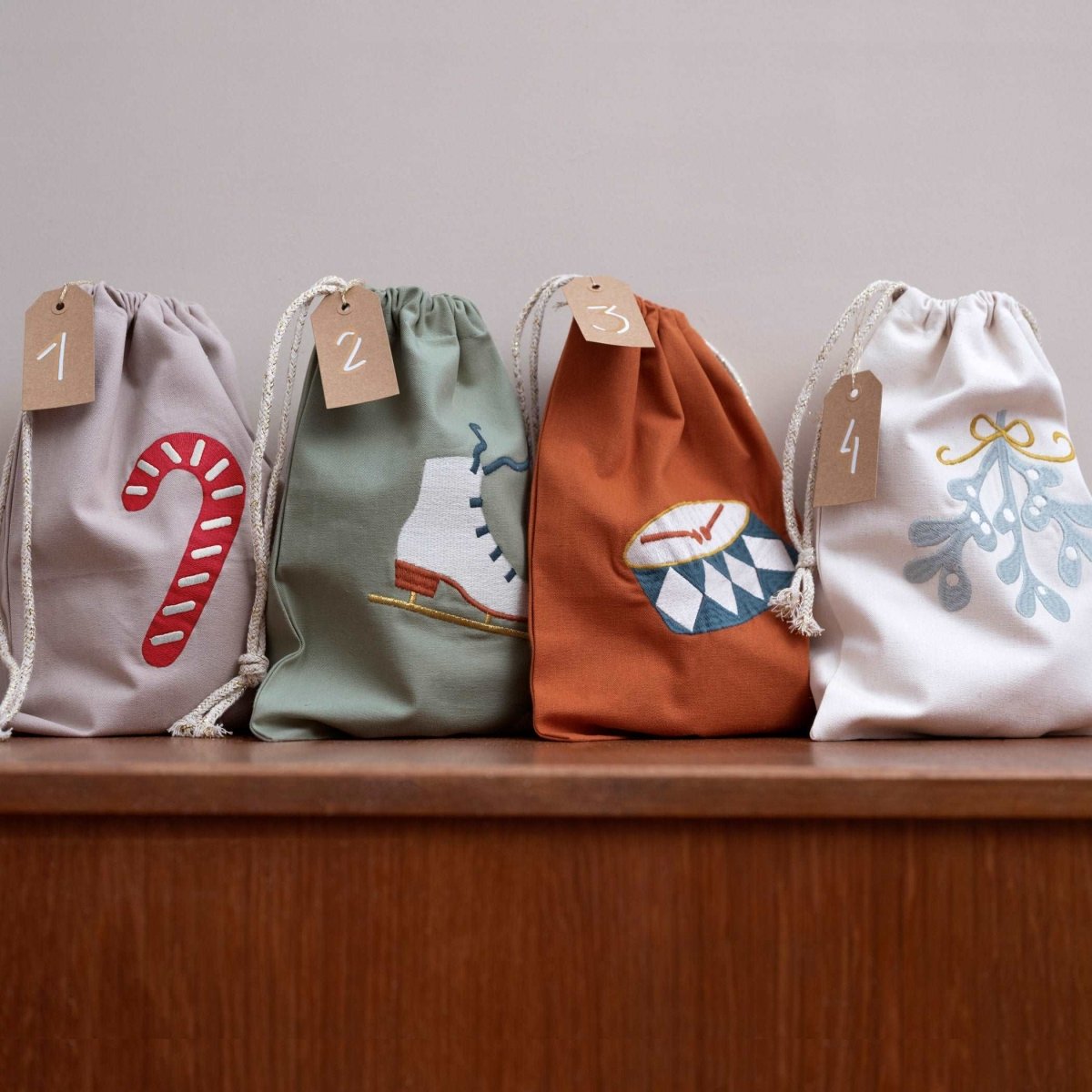 Fabelab Gift Bag - Ice Skate Embroidery - Eucalyptus - I Want That Present