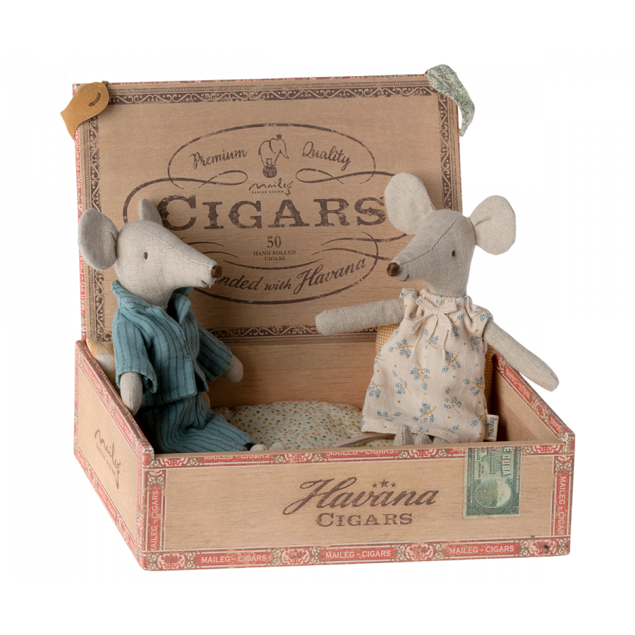 Maileg Mum and Dad Mice in a Cigar Box