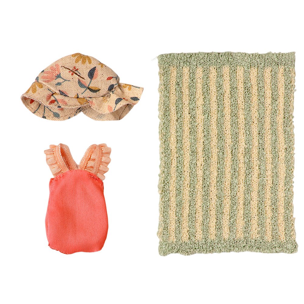 Maileg Beach Set for Big Sister Mouse - I Want That Present