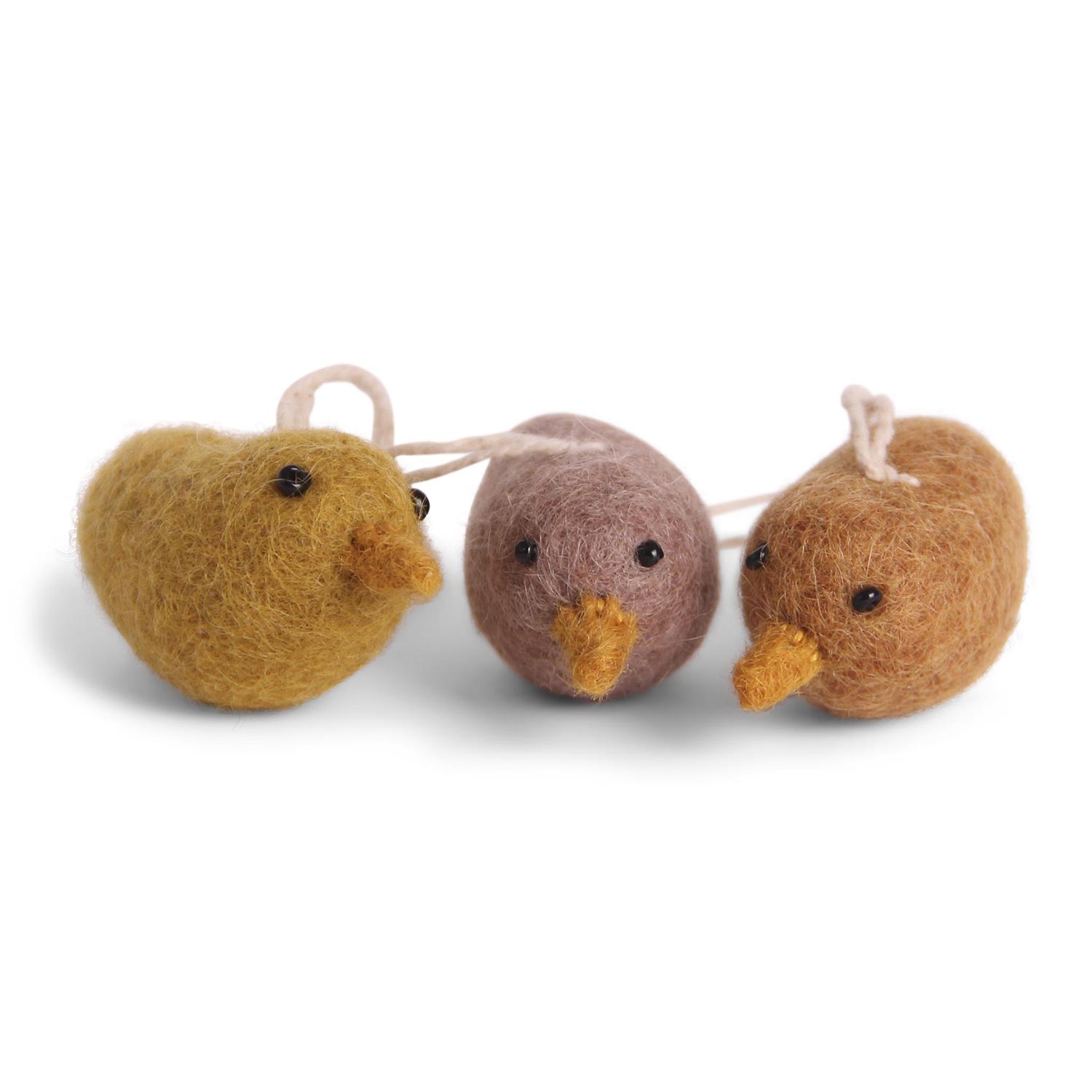En Gri & Sif 3  little felt birds in different shades of yellow with string attached to hang them